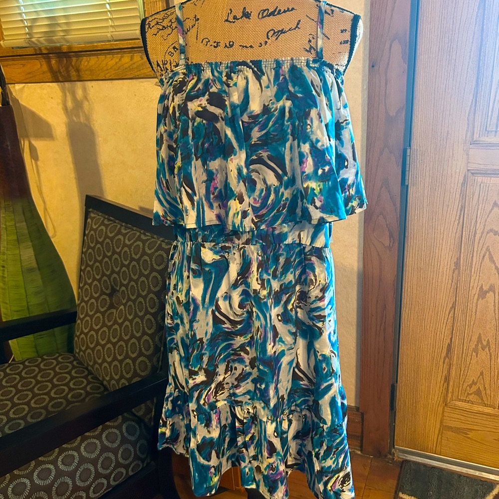 4 in 1 Summer Dress - wear 4 different ways (see photos). Blue multicolor - L